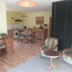 45m2, à La Campagne, à 15 Mns Du Puy En Velay Appartement